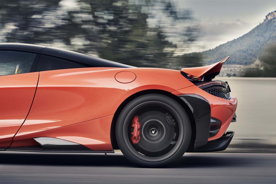 Детали экстерьера McLaren 765LT 2020 года  (UK) (фото 26 из 35)